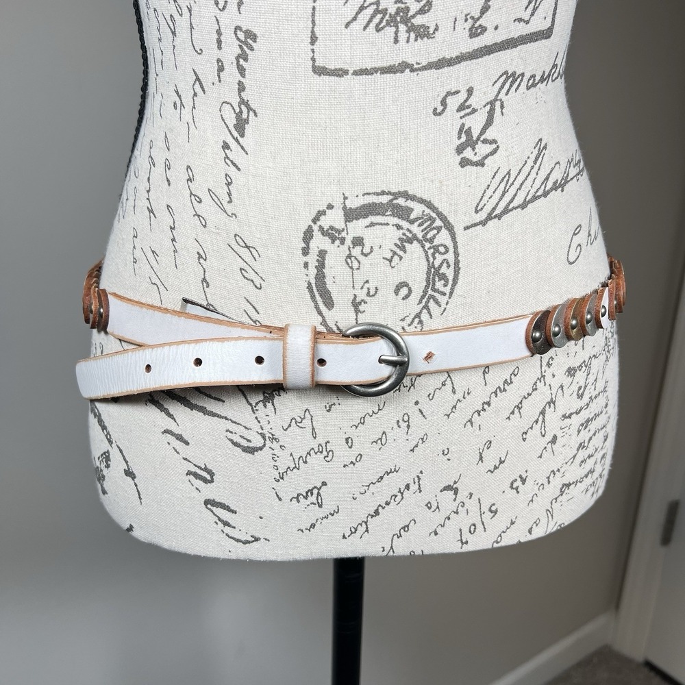 Fossil Leather Interlocking Circular Stud Belt Med White Multi‎ Boho Western